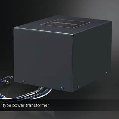 LUXMAN M-10X - Stereo Power Amplifier - NEW! image 9