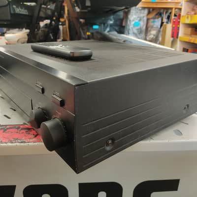 Yamaha AX590 image 2