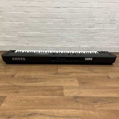 Korg Kross 2 88 Key Synthesizer Workstation, Matt Black; Serial No: 9065 | B Stock image 13