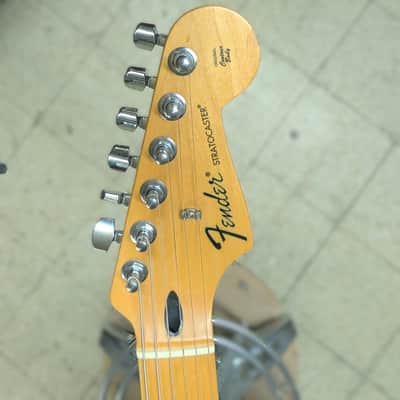 Fender Standard HSS Stratocaster with Maple Fretboard 2010 - EMG image 8