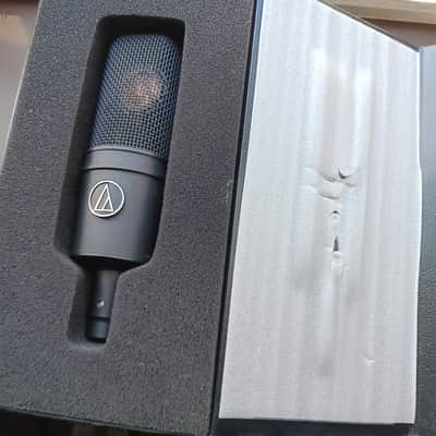 Audio-Technica AT4040 Large Diaphragm Cardioid Condenser Microphone 2010s - Black image 3