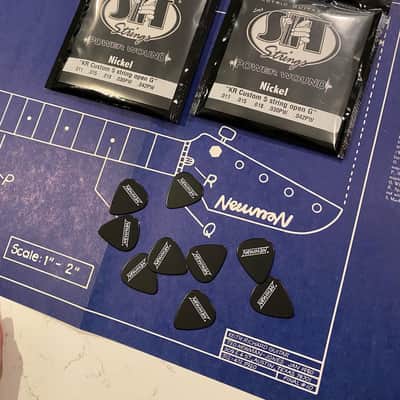 SIT Strings 2 sets 5 String Custom Keith Richards gauge and 10 NEWMAN Guitars pics KR Custom Gauge 5 String image 1