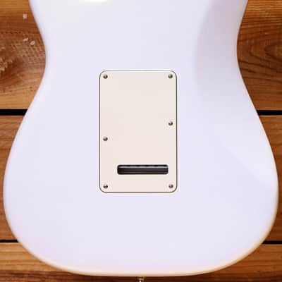 Fender Juanes Signature Stratocaster 2023 - Luna White Super Clean Strat! 30476 Bild 9