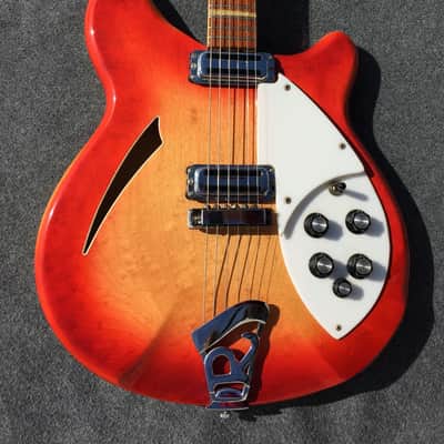 Rickenbacker 360 1967 - Fireglow Red Sunburst - Thinline Hollow Body image 2