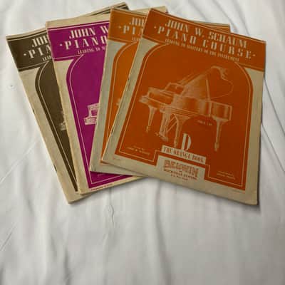 Vintage 1945 John W. Schaum Piano Course books B - G -Used Vintage old image 2