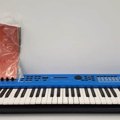 Yamaha MX61 V2 61-Key Digital Synthesizer 2016 - Present - Black