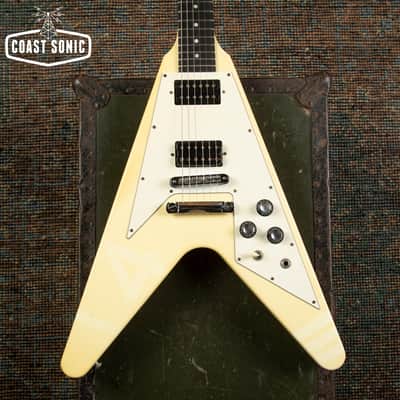 2000 Gibson Flying V '67 Reissue Alpine White w/ Case image 5