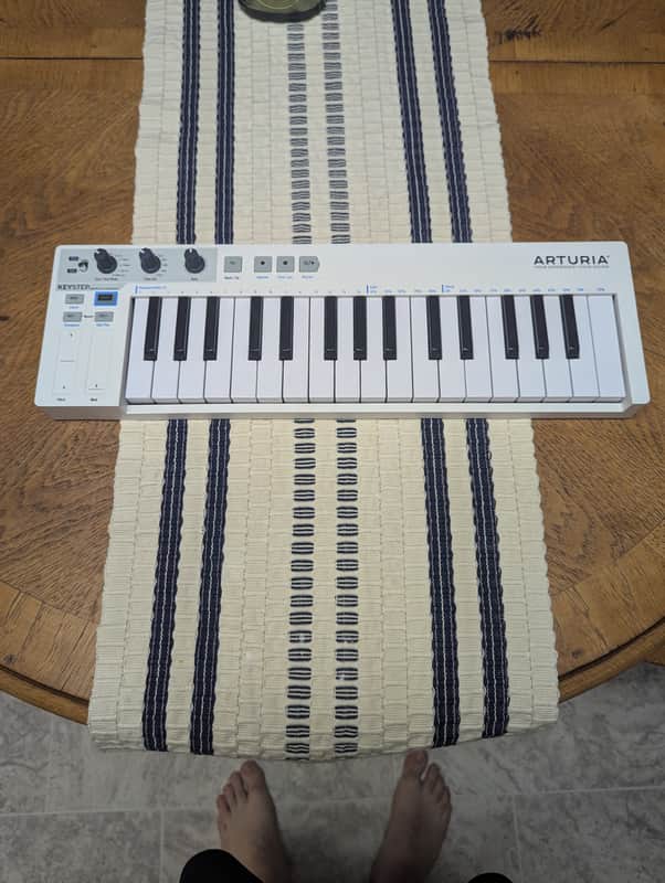 Arturia KeyStep 32-Key MIDI Controller 2017 - 2025 - White image 1