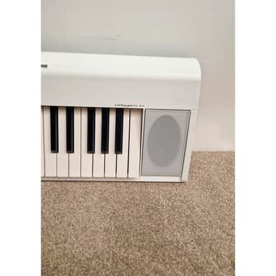 Yamaha NP-12 - Keyboard - Excellent w/ Soft Case & Original Box image 2