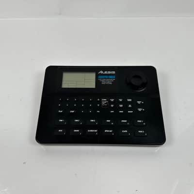 Alesis SR-16 24 Bit Digital Drum Machine image 2