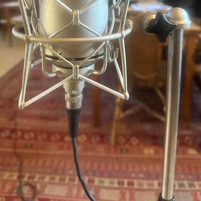 Neumann M 149 Large Diaphragm Multipattern Tube Condenser Microphone 1999 - Present - Nickel image 8