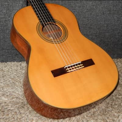 MADE IN 2002 - RYOJI MATSUOKA MH100 - VERY LOVELY HAUSER STYLE CLASSICAL GUITAR image 3