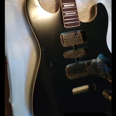 Stratocaster Body /neck project XGP /Japan Stratocaster 2020s - Black with binding image 1