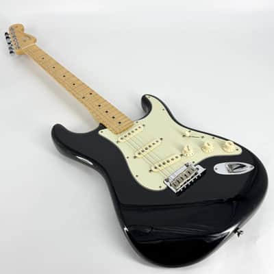 2017 Fender American Professional Stratocaster - Black image 10