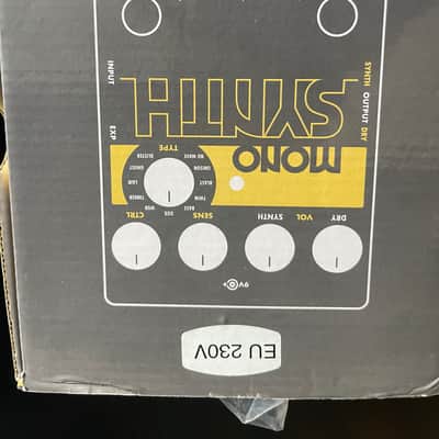 Electro-Harmonix Guitar Mono Synth 2019 - Present - Gray / Yellow image 7