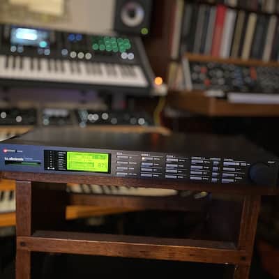 TC Electronic M2000 Multi-Effect Unit 2010s - Silver image 2