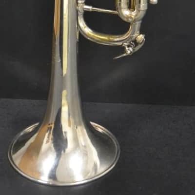 Trompeta Bach Stradivarius 37 estrella Corporation en buen estado. image 19