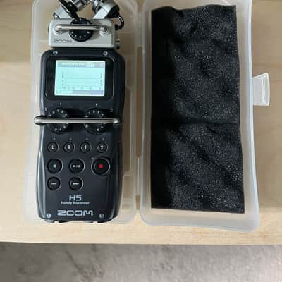 Zoom H5 Handy Recorder 2010s - Black