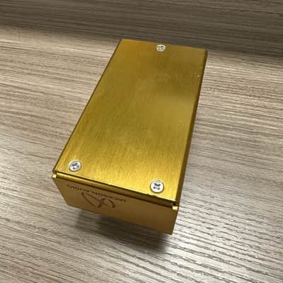 Jackson Audio Golden boy - Gold - Signed by Joey Landreth image 4