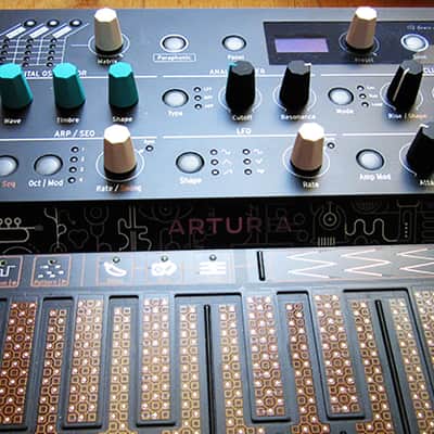 Arturia MicroFreak 25-Key 70years Thomann Edition image 4