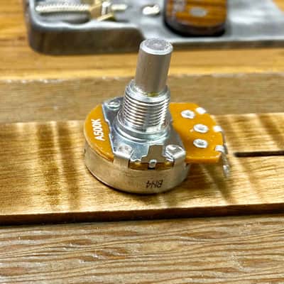 Walla Walla Guitar Company BRASS Guitar Knobs WINCHESTER 12 Gauge Shotgun Shell (2) [SOLID SHAFT] image 2