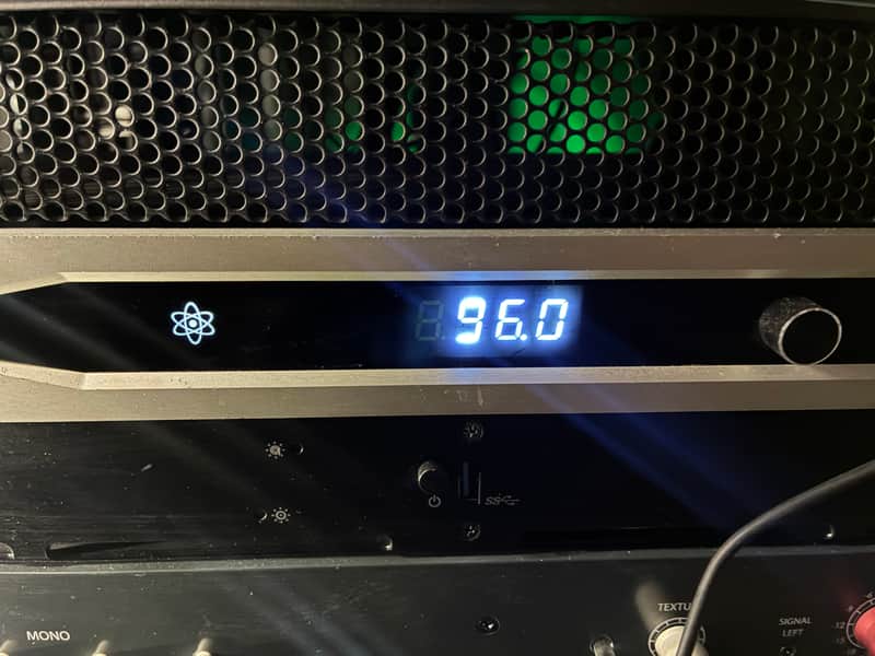 Antelope Audio 10MX Rubidium Atomic Master Clock 2020 - Present - Silver / Black image 1