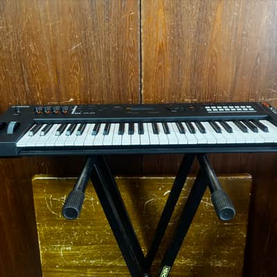 Yamaha MX49 Synth/Controller w/ power supply image 4
