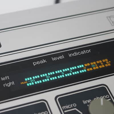 Stanford 751 "Silver Shadow" Analogue DJ Mixer image 9