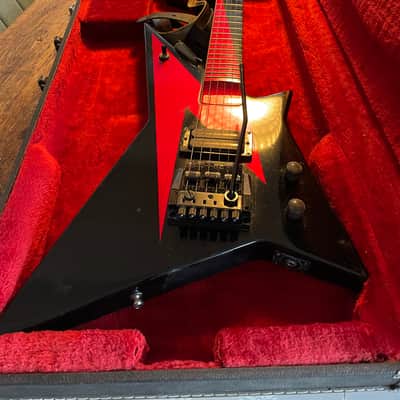Washburn AF 40 1986 - Black and red image 4