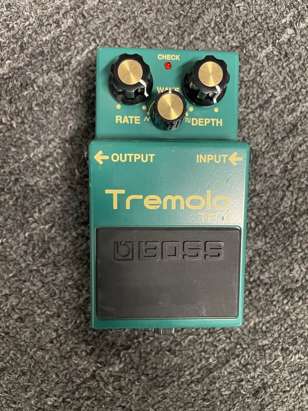 Boss TR-2 Tremolo Green image 1