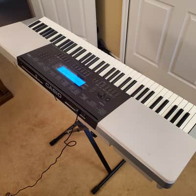 MUST SEE!!! CASIO WK220 STUDENT/PRO KEYBOARD FULLY SERVICED AND IN AMAZING CONDITION! image 17