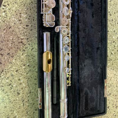 Gemeinhardt 530 sb solid silver low b 50 series flute great shape image 1