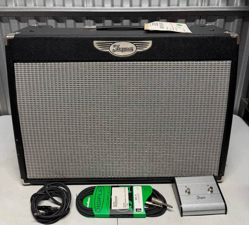 Traynor Custom Valve 80 2000s - Black Tolex image 1