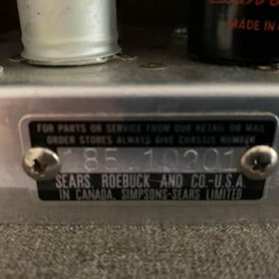 COLLECTORS! Silvertone (Danelectro) 1432 10 Watt Tube Amp 1959 USA image 6