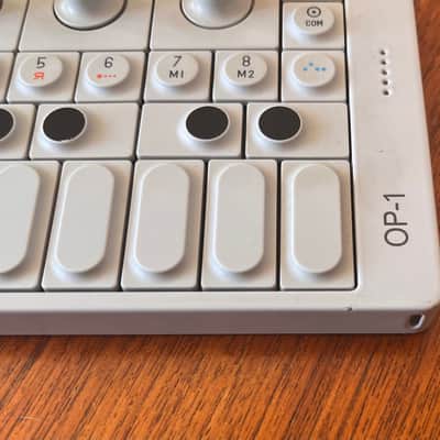 Teenage Engineering OP-1 Portable Synthesizer Workstation 2011 - Present - White image 7