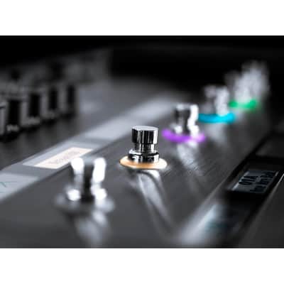 Line 6 Helix Guitar Multi-effects Floor Processor, Line 6 Helix Backpack Bundle image 8