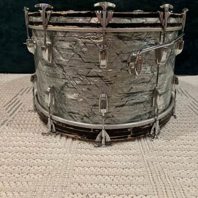 Ludwig New Yorker Bass Drum In Sky Blue Pearl 22x12 image 4