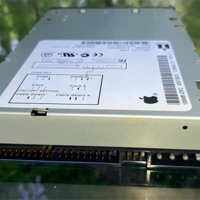 Iomega internal Zip 100  Drive - IDE image 2
