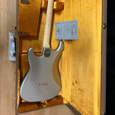 Fender Custom Shop Robert Cray Stratocaster 1993 - Present - Inca Silver image 4
