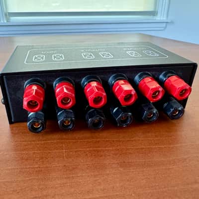 Bryston SWB-2 / SWB2 2-Way Speaker Switch Box with Headphone Output image 3
