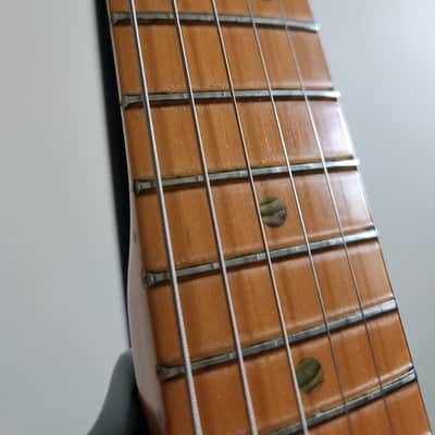 Fender American Deluxe Stratocaster with Maple Fretboard 2004 - 2-Color Sunburst image 3
