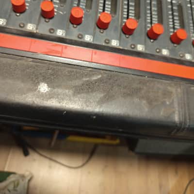Soundcraft 8000 1985 - Usado pero en buenas condiciones image 2