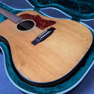 Gibson J-50 Deluxe 1973-1975 with restoration video image 24