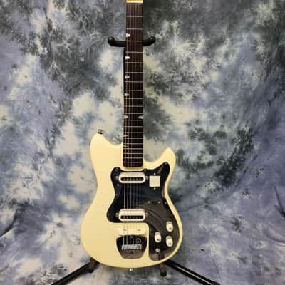 Vintage 1966 White Guyatone LG-65T Single Coil Pickups Whammy Pro Setup Gigbag image 1