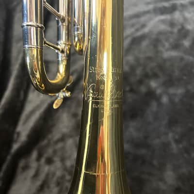 Bach Stradivarius 180L 37 - Large Bore - Lacquer Finish image 6