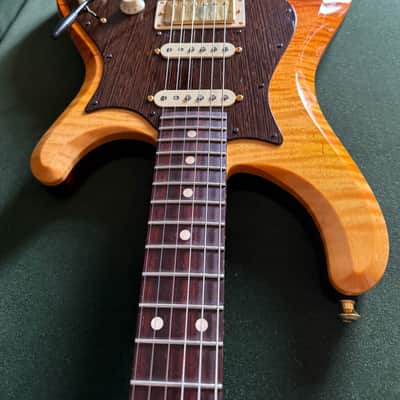 Knaggs Severn HSS 2015 Tier 3 w/Tier 2 Upgrades | Cocobolo | Wicked Burst | Curly Maple Top image 7