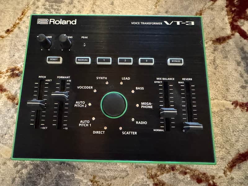 Roland AIRA VT-3 Voice Transformer 2014 - 2018 - Black image 1