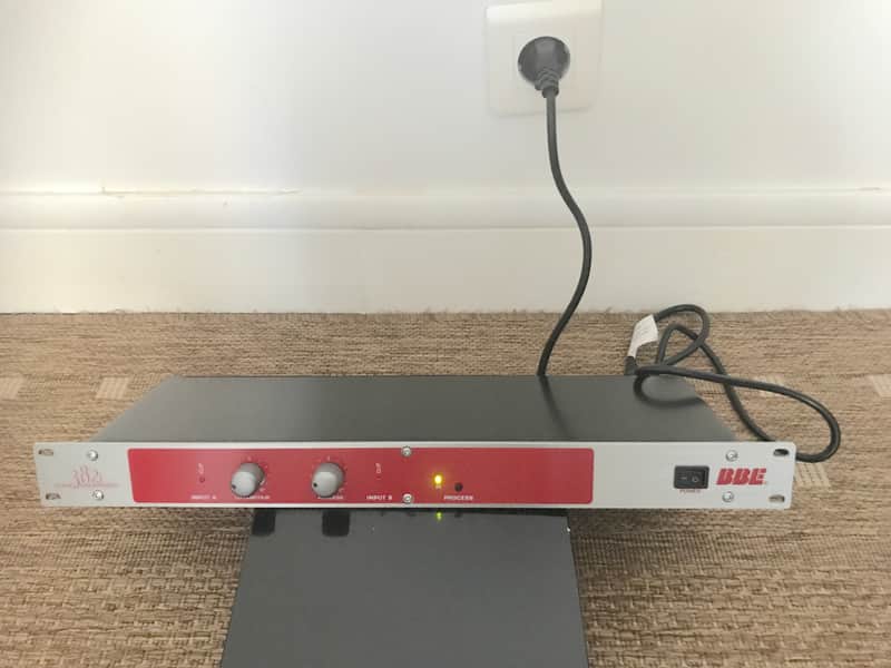 BBE Exciter 382i ​​Sonic Maximizer – MINT image 1