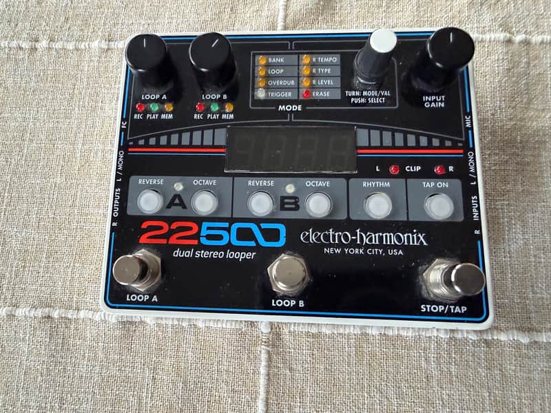 Electro-Harmonix 22500 Dual Stereo Looper  - with Power Supply/ SD Card image 1