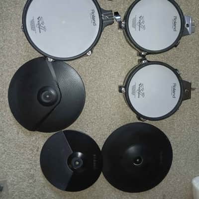 Roland TD-9KX w/ Throne, Tama Iron Cobra P900 and Sticks